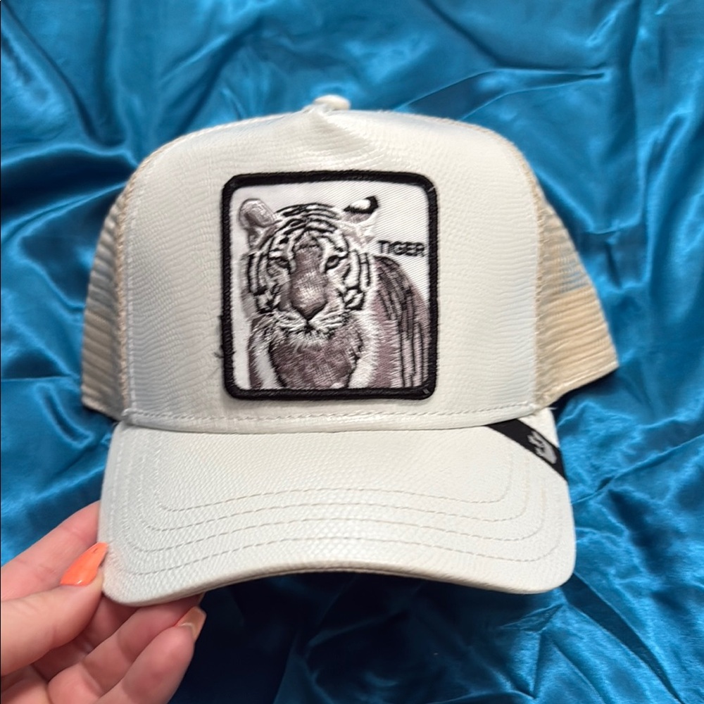 White Trucker Hat With Tiger Patch - image 1